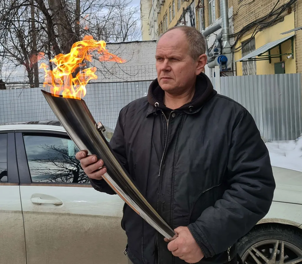 Факелы газовые для эстафеты Олимпийского огня в Ижевске